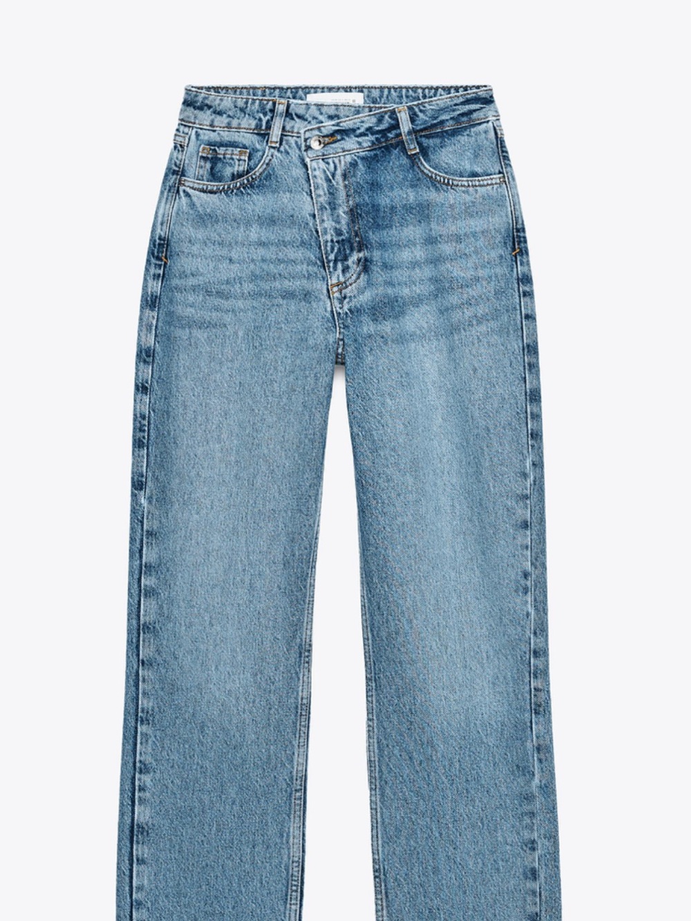 Zara Women's Straight-Leg Jeans in Light Blue Wash